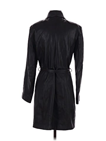 Oakwood Classic Trenchcoat (view 2)