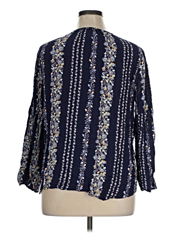 Old Navy 3/4 Sleeve Blouse (view 2)