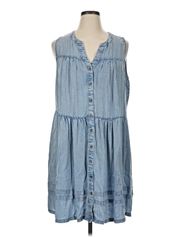 Jane and Delancey Casual Dress (view 1)