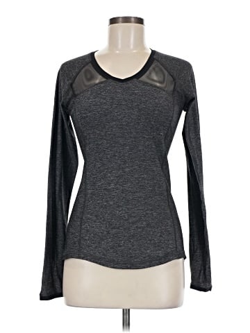 Lululemon Athletica Long Sleeve T-Shirt (view 1)