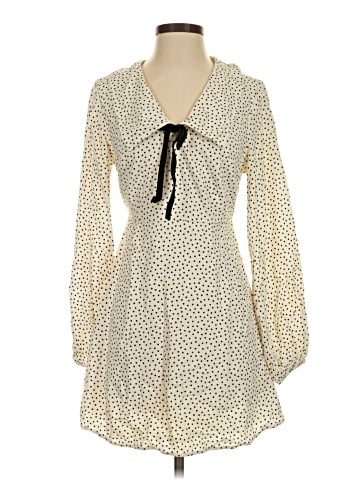 Old Navy Casual Dress (view 1)