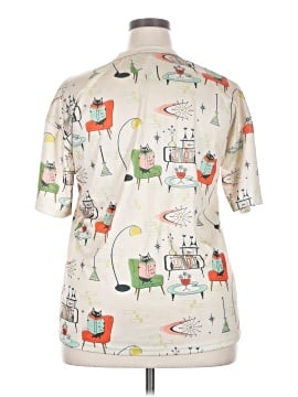 Unbranded Short Sleeve T-Shirt (view 2)