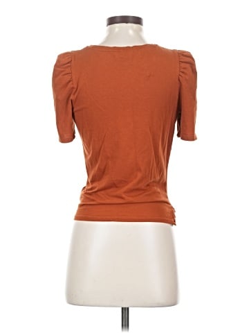 Express Short Sleeve Top (view 2)