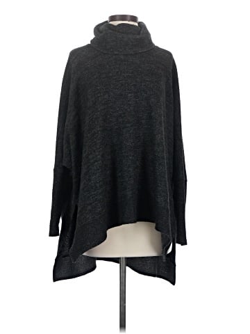 Cherish Poncho (view 1)