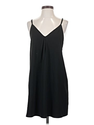 Alice + Olivia Casual Dress (view 1)