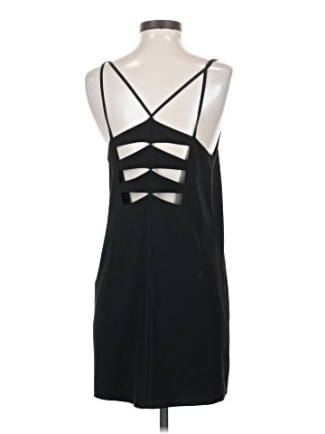 Alice + Olivia Casual Dress (view 2)