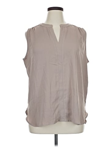 Zenana Sleeveless Blouse (view 1)
