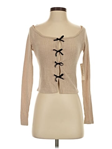 Kirious Long Sleeve Top (view 1)