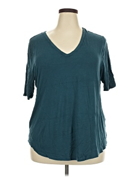 Universal Standard Short Sleeve T Shirt