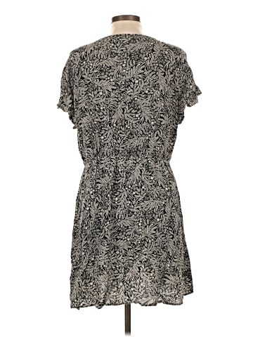 H&M Casual Dress (view 2)