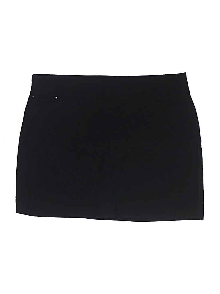 Pre-owned Attyre New York Skort In Black