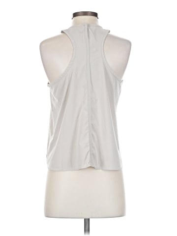 Vuori Tank Top (view 2)