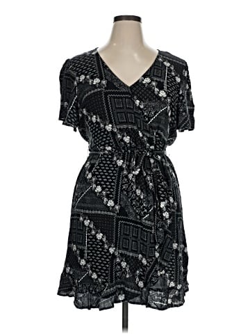 Sonoma Goods for Life Casual Dress (view 1)