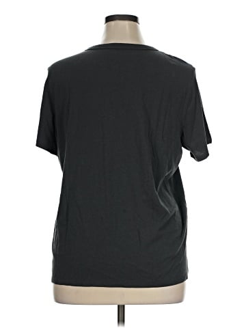 Old Navy Short Sleeve T-Shirt (view 2)