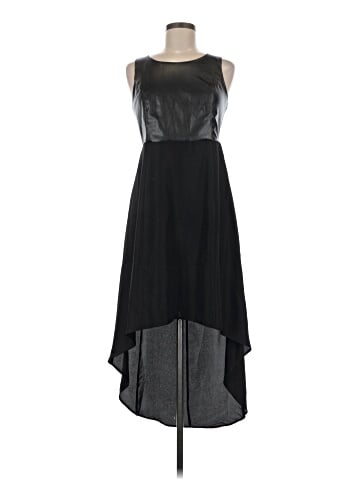 Romeo & Juliet Couture Casual Dress (view 1)