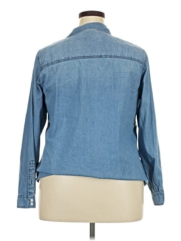 Torrid Long Sleeve Button-Down Shirt (view 2)
