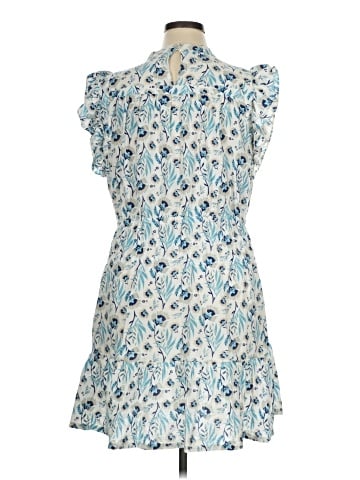 Universal Thread Casual Dress (view 2)