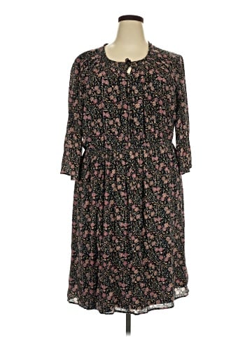 Old Navy Casual Dress (view 1)