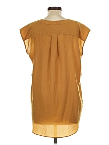 Motherhood Sleeveless Blouse (view 2)