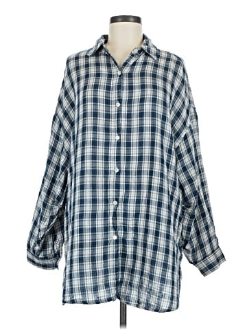 Max Studio 3/4 Sleeve Button-Down Shirt (view 1)