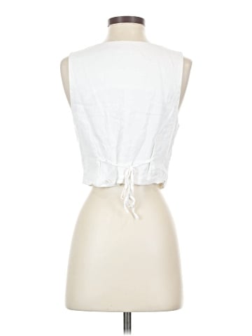 Love Tree Sleeveless Button-Down Shirt (view 2)