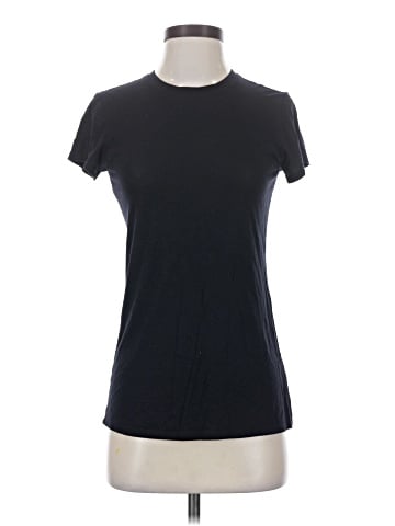 Vince. Short Sleeve T-Shirt (view 1)