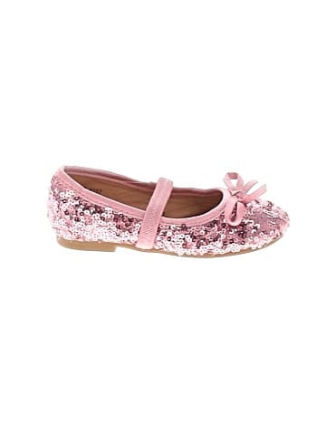 Laundry Girl Flats (view 1)