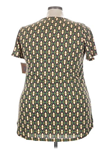 Lularoe Short Sleeve Top (view 2)