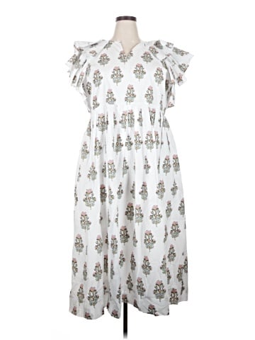 Crown & Ivy Casual Dress (view 1)