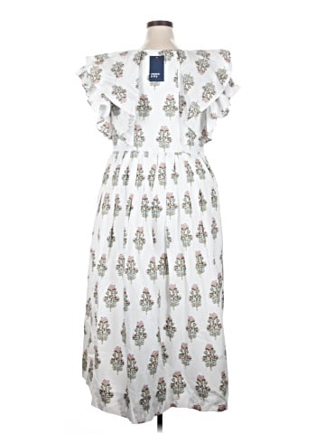 Crown & Ivy Casual Dress (view 2)