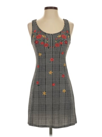 Derek Heart Casual Dress (view 1)