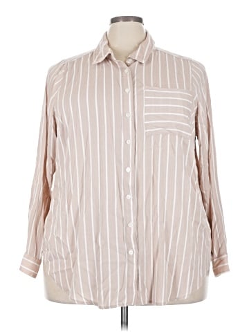 Torrid Long Sleeve Button-Down Shirt (view 1)