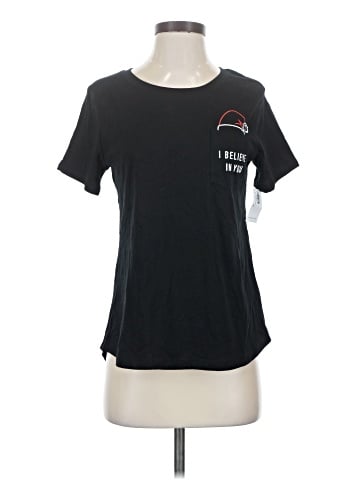 Old Navy Short Sleeve T-Shirt (view 1)