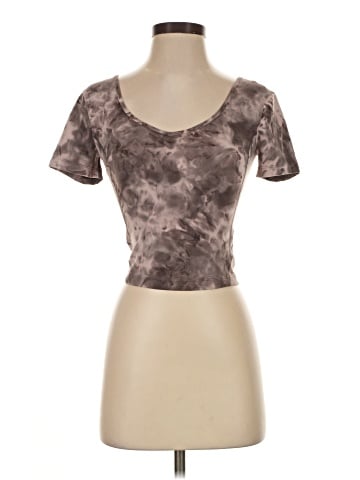 Lululemon Athletica Short Sleeve T-Shirt (view 1)