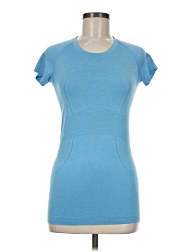 Lululemon Athletica Short Sleeve T-Shirt (view 1)