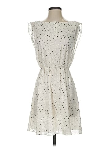 Alice + Olivia Casual Dress (view 1)
