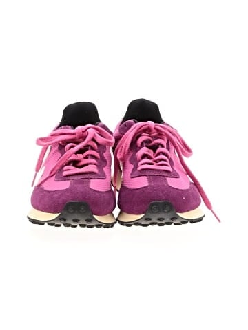 VEJA Sneakers (view 2)