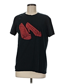 Gildan Short Sleeve T-Shirt (view 1)