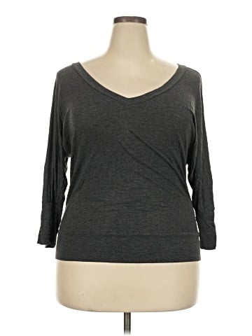 Zenana Outfitters 3/4 Sleeve T-Shirt (view 1)