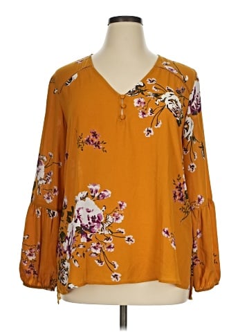 Maurices 3/4 Sleeve Blouse (view 1)