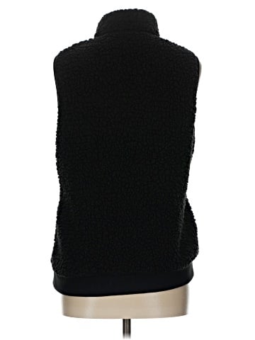 Time and Tru Faux Fur Vest (view 2)