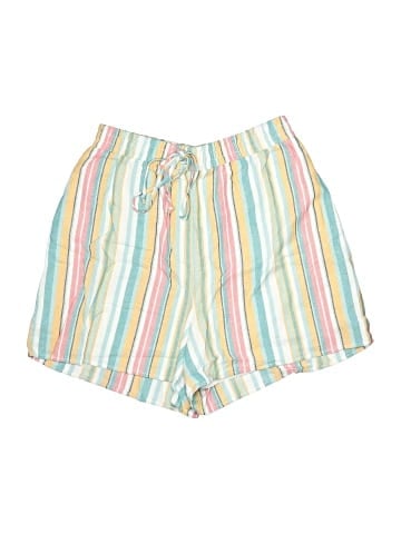 Dee Elly Shorts (view 1)