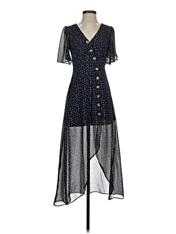 Essue Casual Dress (view 1)