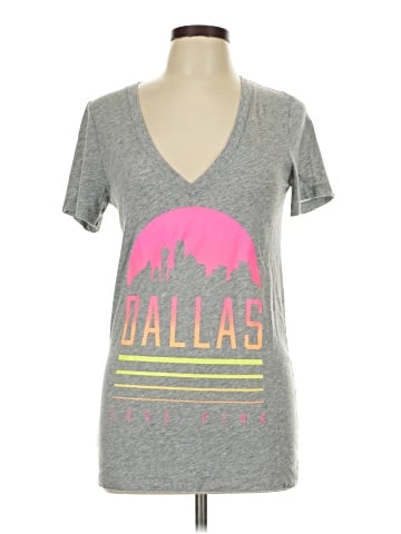 Victoria's Secret Pink Short Sleeve T-Shirt (view 1)