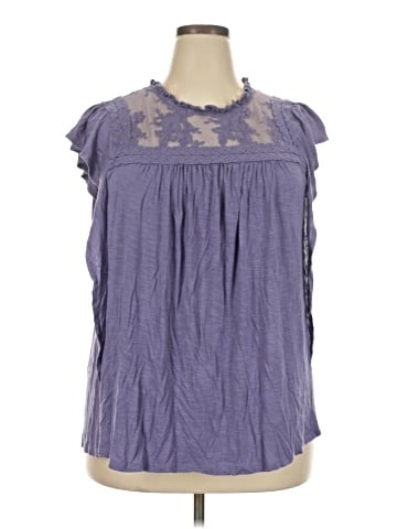 Torrid Sleeveless T-Shirt (view 1)
