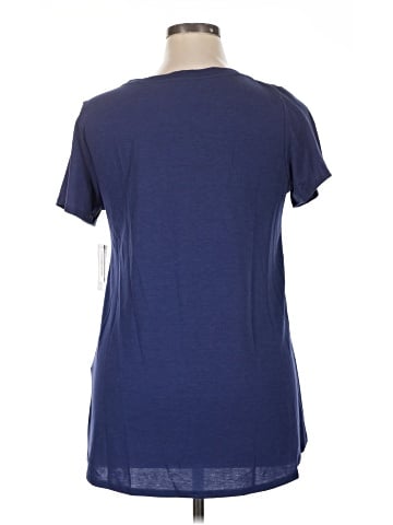 Lularoe Short Sleeve T-Shirt (view 2)