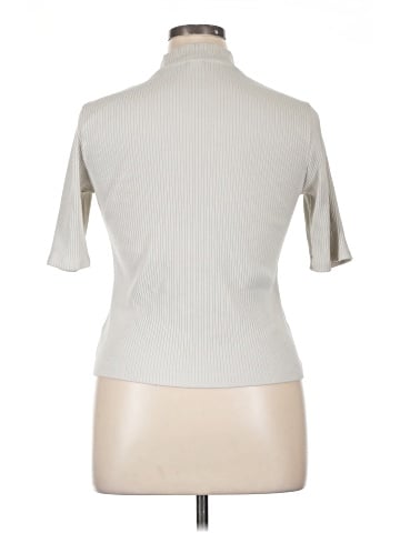 Old Navy Short Sleeve Top (view 2)