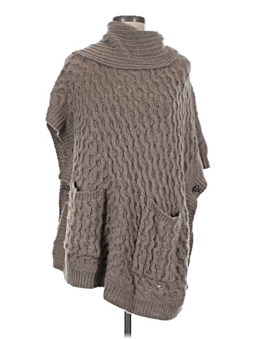 Angel of the North Poncho (view 1)