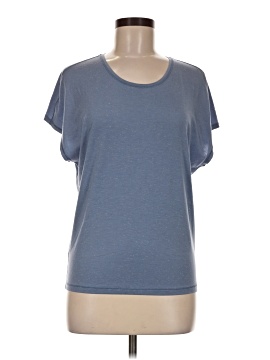 Lululemon Athletica Short Sleeve Top (view 1)