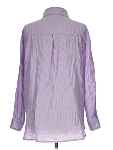 DAZY Long Sleeve Button-Down Shirt (view 2)